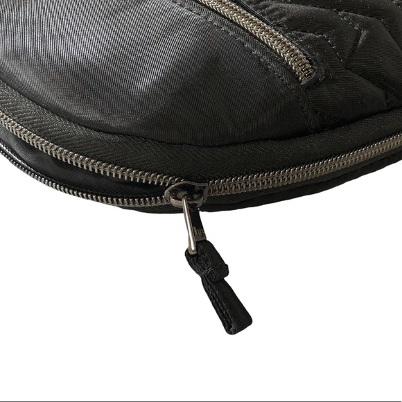 Lug Swivel Crossbody Bag Black - Picture 3 of 9